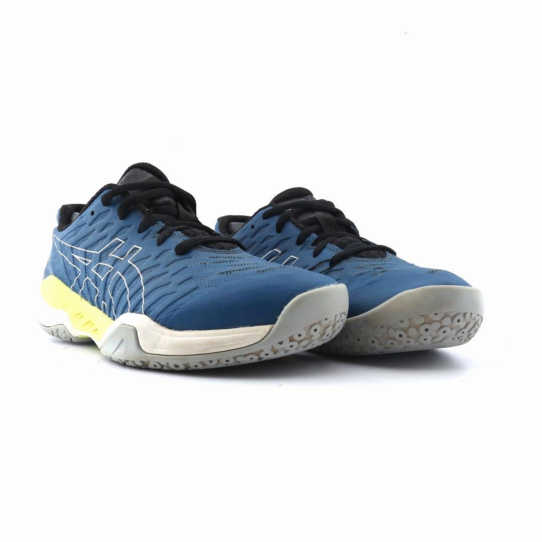 ASICS GEL-BLAST 2 lightweight athletic shoe visuals