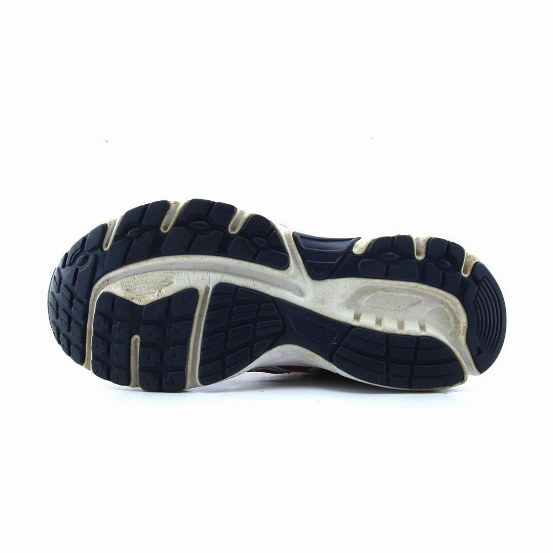 ASICS GEL CONTEND 4 lightweight athletic shoe visuals