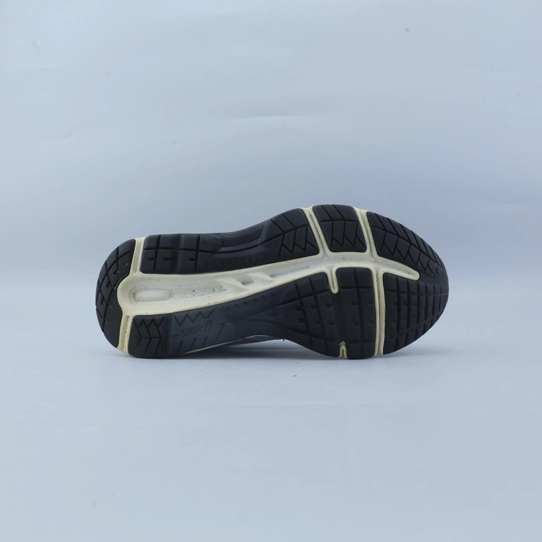 ASICS GEL CONTEND 6 performance running shoe photos
