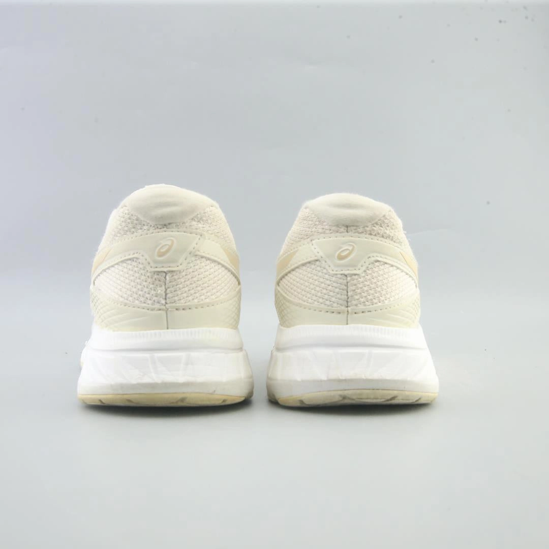 ASICS GEL-CONTEND 6 sporty Asics footwear images