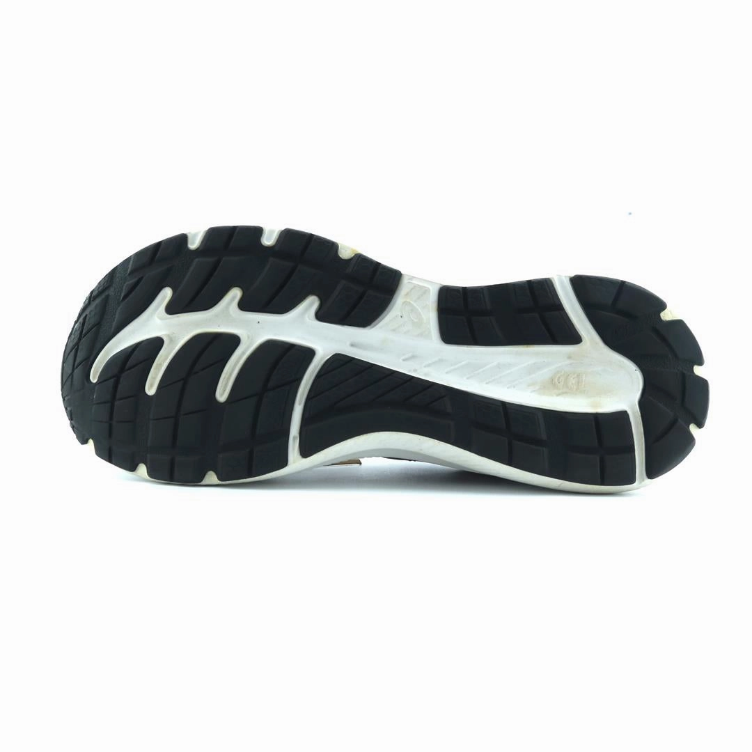 ASICS GEL CONTEND 7 lightweight athletic shoe visuals