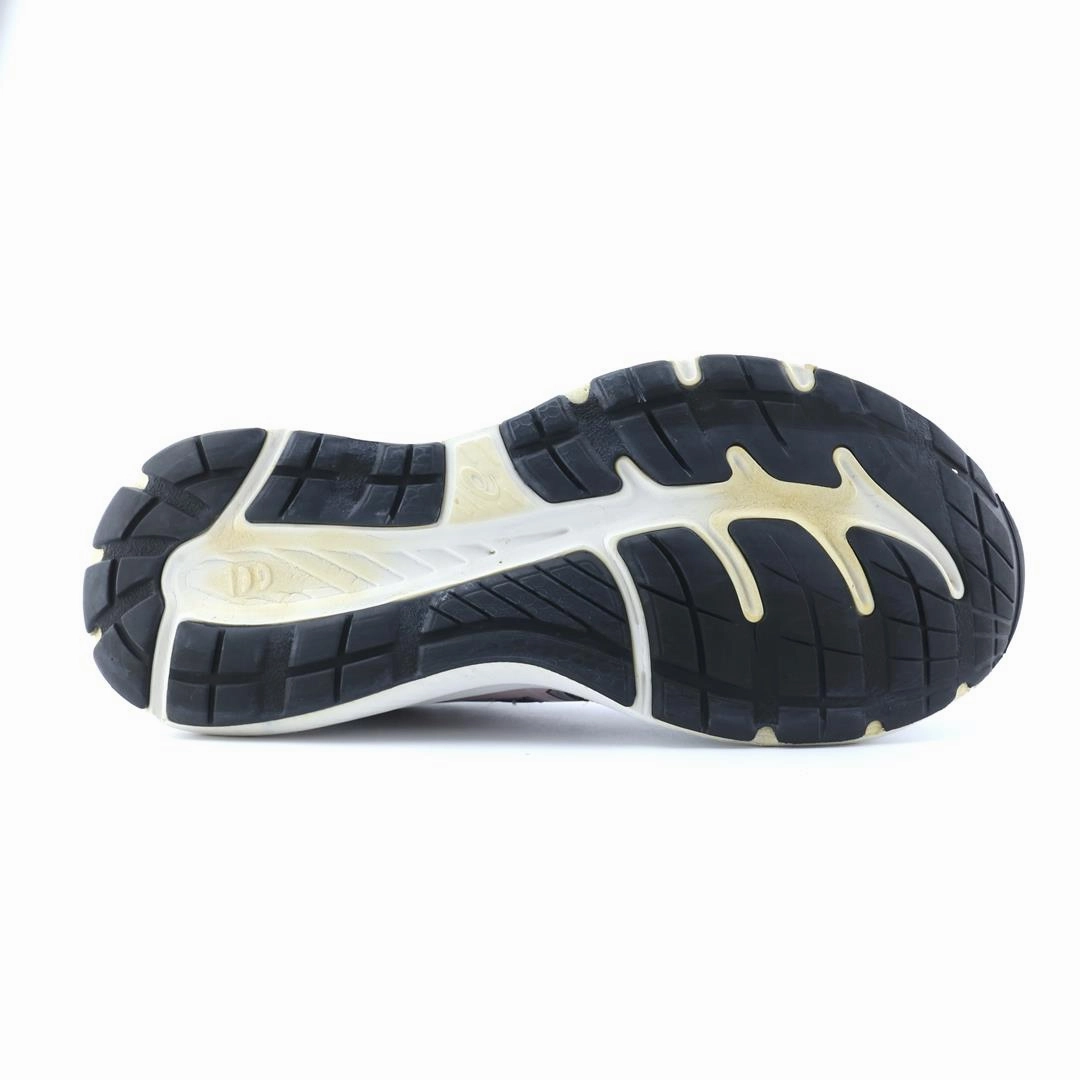 ASICS GEL CONTEND 7 performance running shoe photos