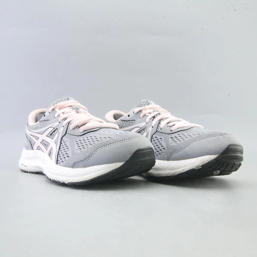 ASICS GEL CONTEND 7 performance running shoe photos