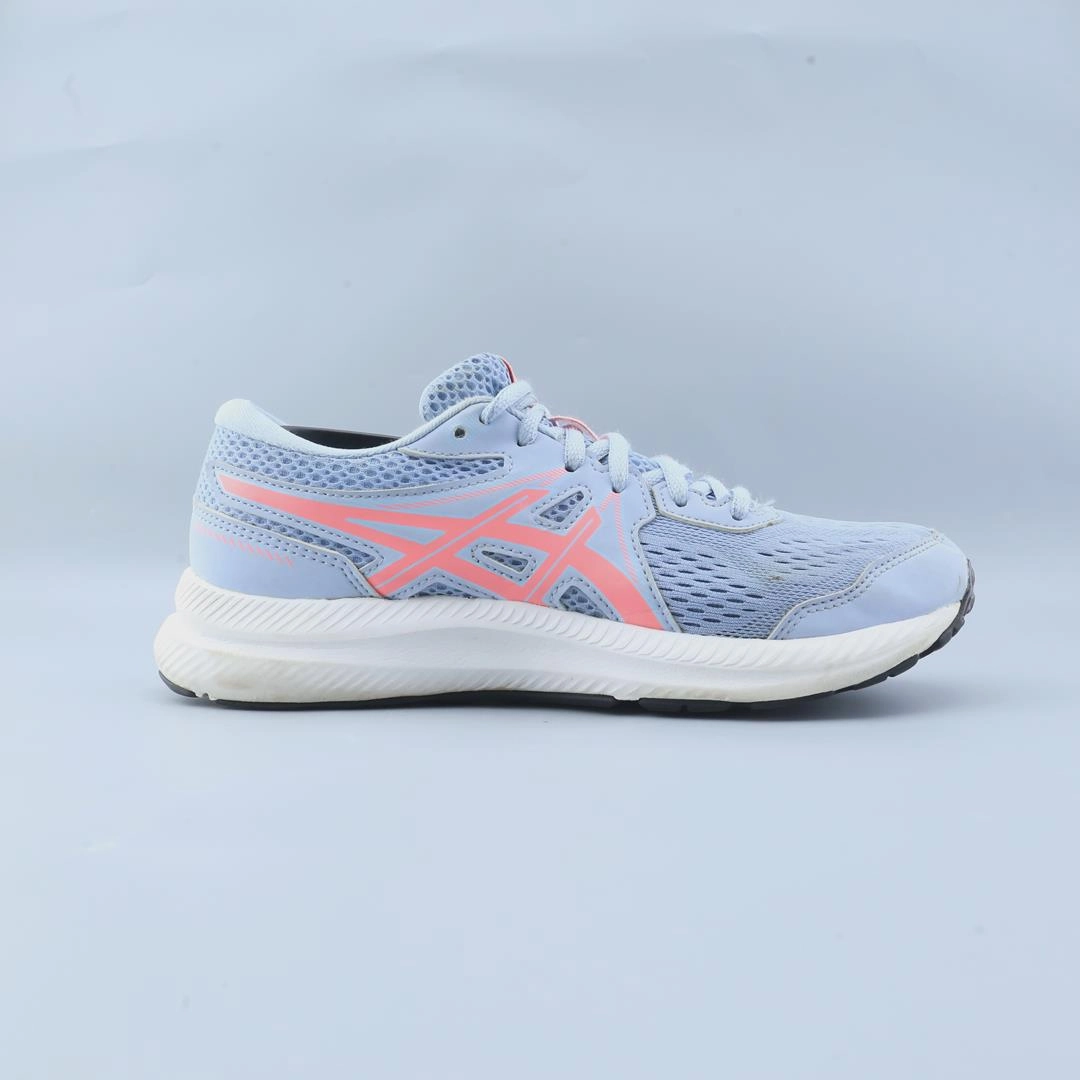 ASICS GEL CONTEND 7 performance running shoe photos