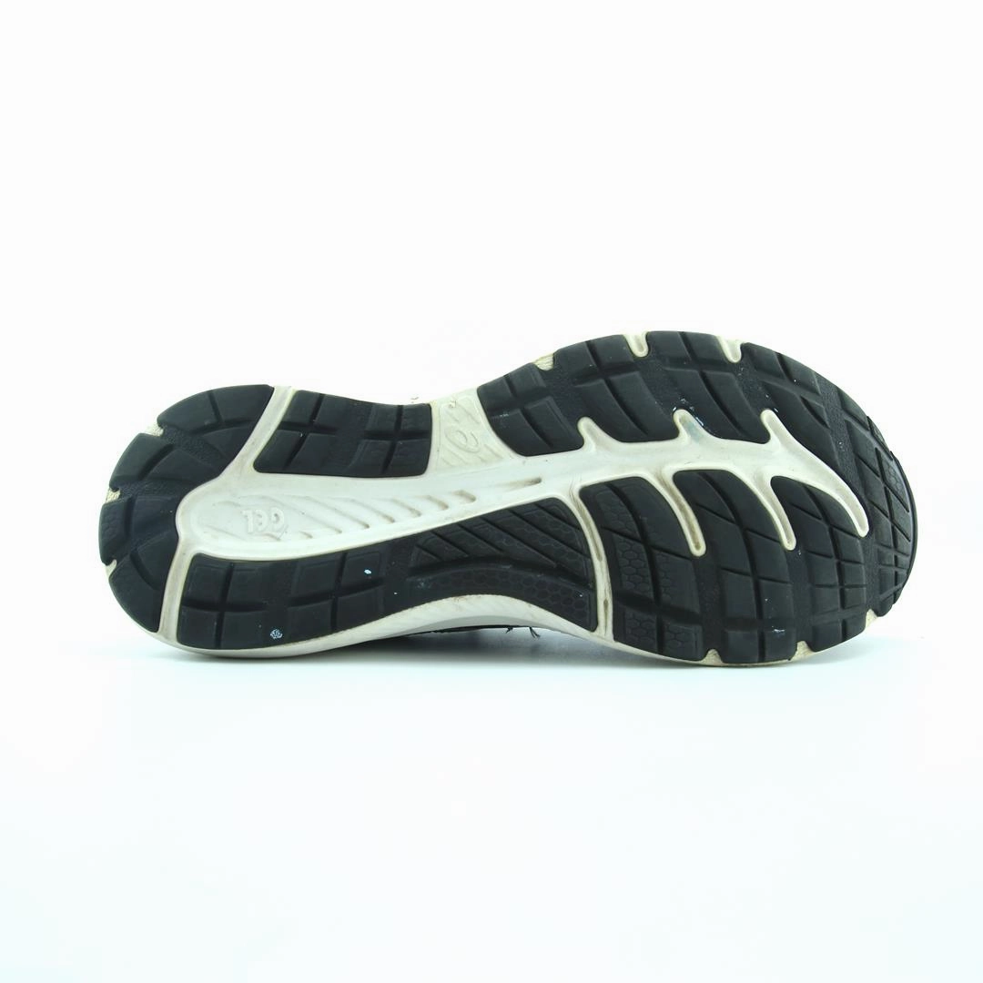 ASICS GEL CONTEND 7 performance running shoe photos