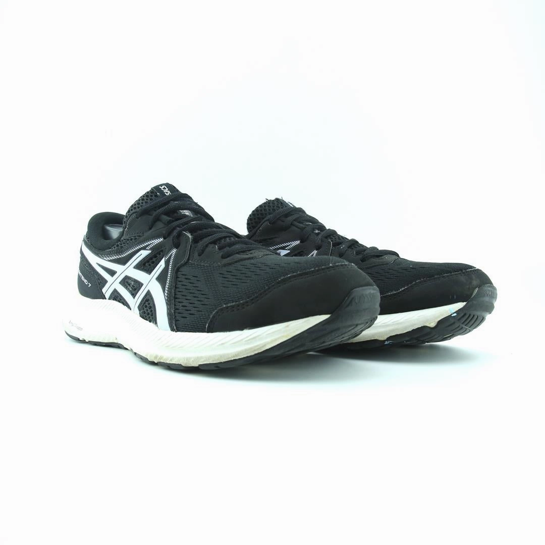 ASICS GEL CONTEND 7 performance running shoe photos