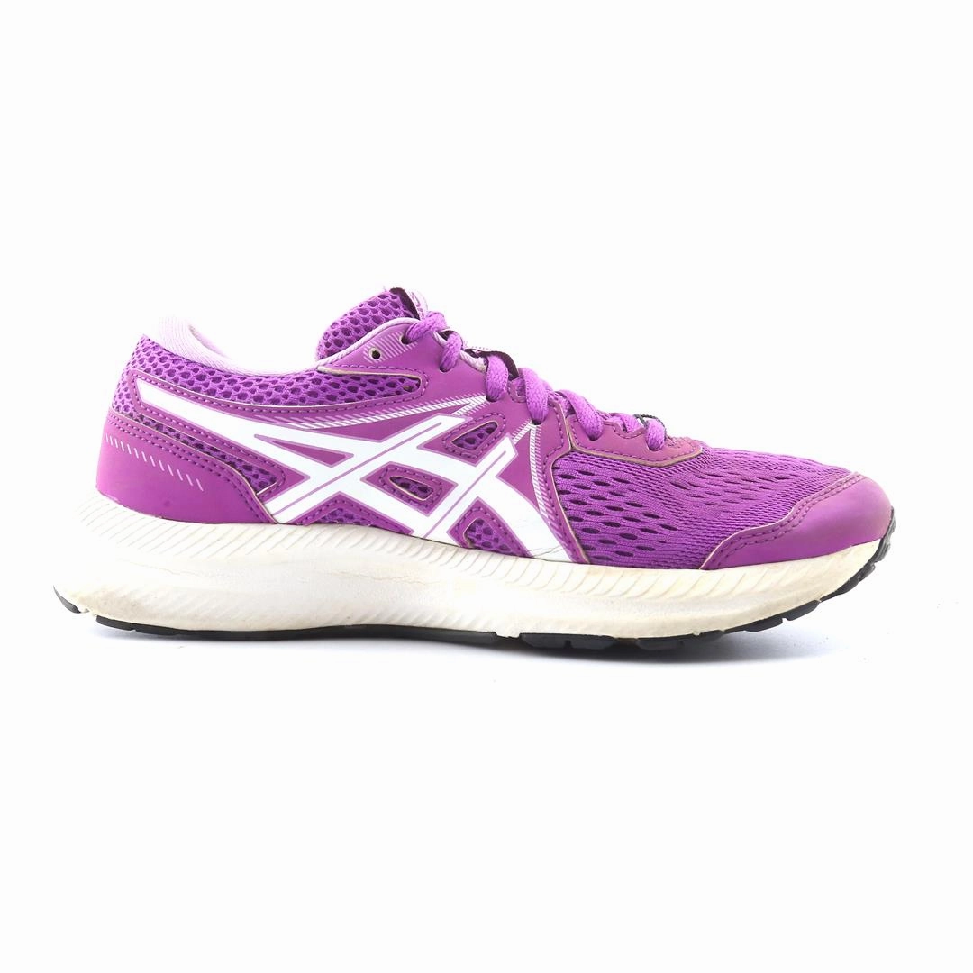 ASICS GEL CONTEND 7 sporty Asics footwear images