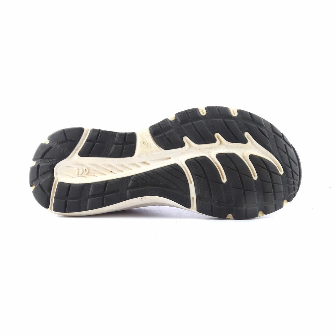 ASICS GEL CONTEND 7 sporty Asics footwear images