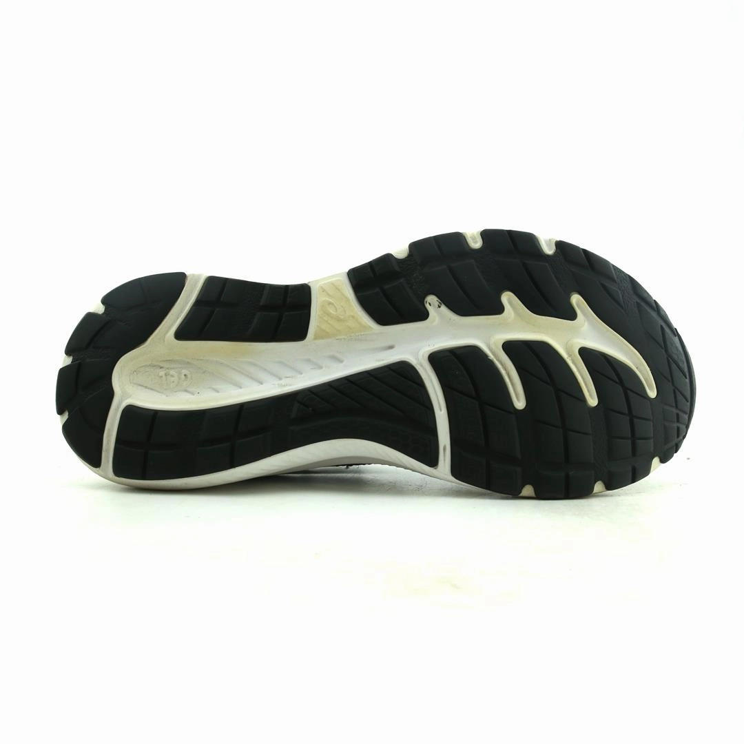 ASICS GEL-CONTEND 7 sporty Asics footwear images