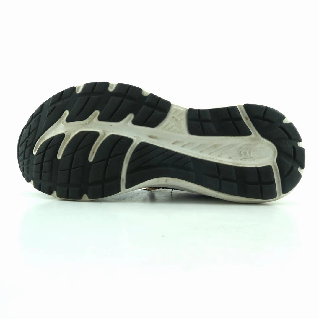 ASICS GEL-CONTEND 8 lightweight athletic shoe visuals