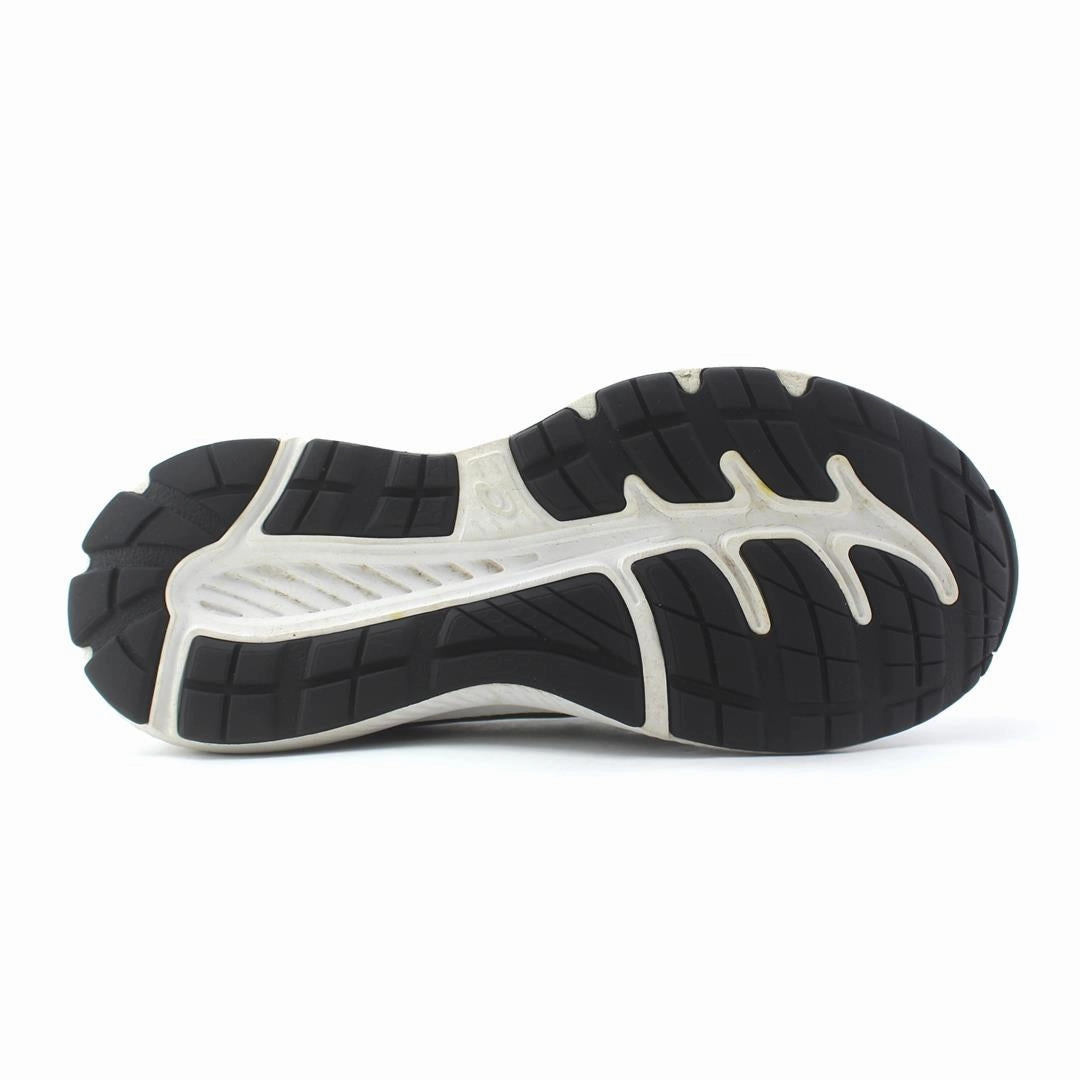 ASICS GEL-CONTEND 8 sporty Asics footwear images