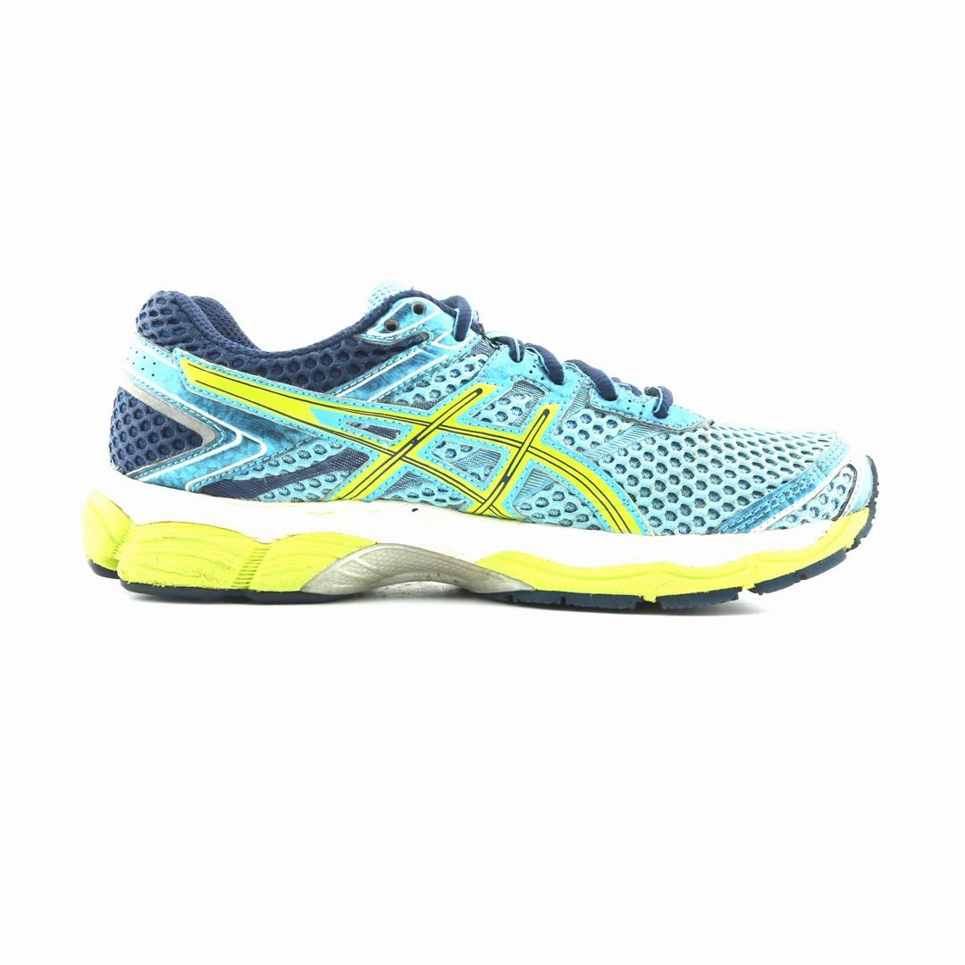 ASICS GEL-CUMULUS 16 lightweight athletic shoe visuals