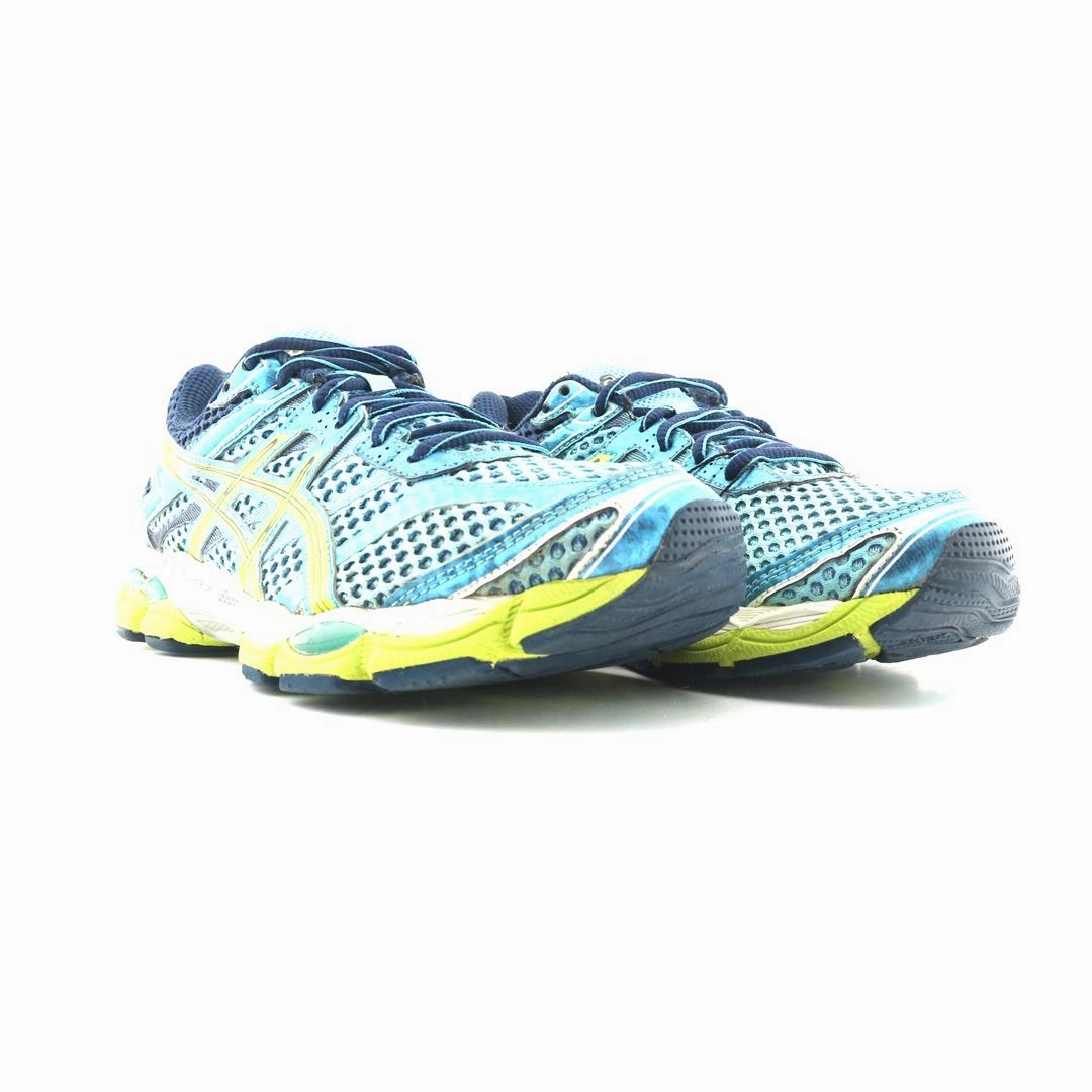 ASICS GEL-CUMULUS 16 lightweight athletic shoe visuals