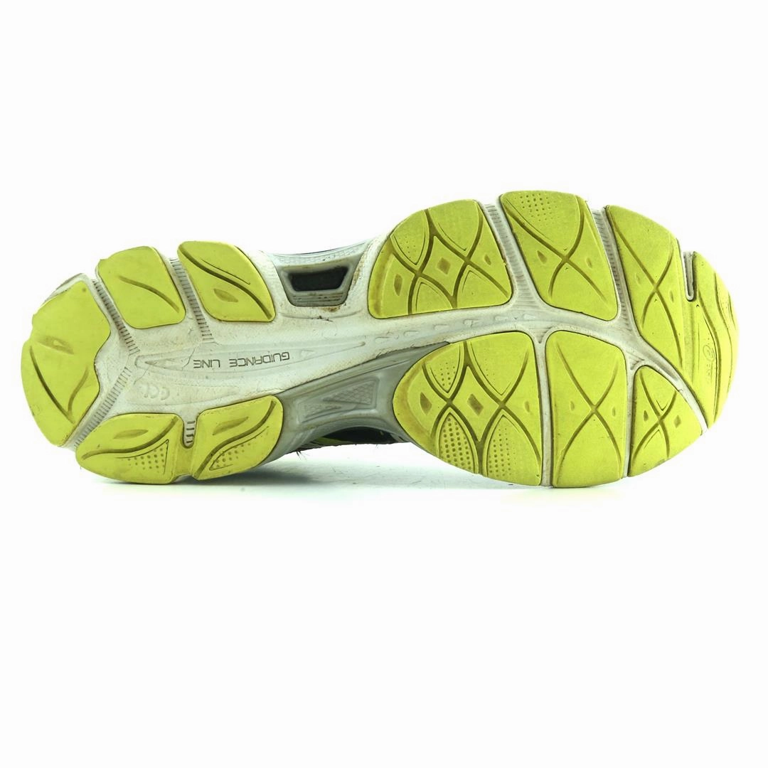 ASICS GEL-CUMULUS 16 trainer shoe design snapshots