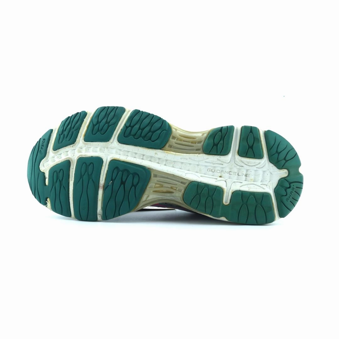ASICS GEL CUMULUS 18 lightweight athletic shoe visuals