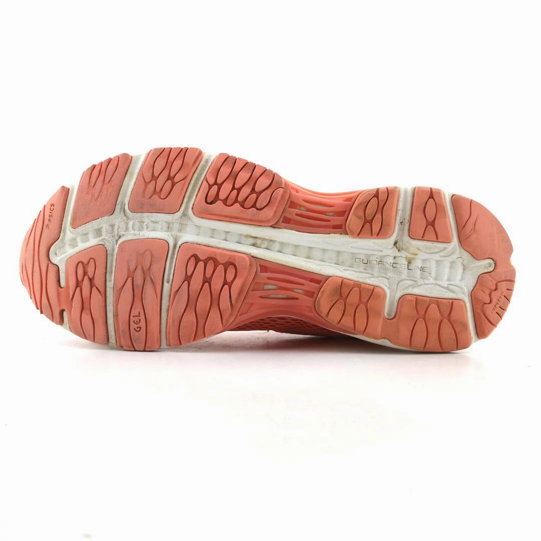 ASICS GEL-CUMULUS 19 lightweight athletic shoe visuals