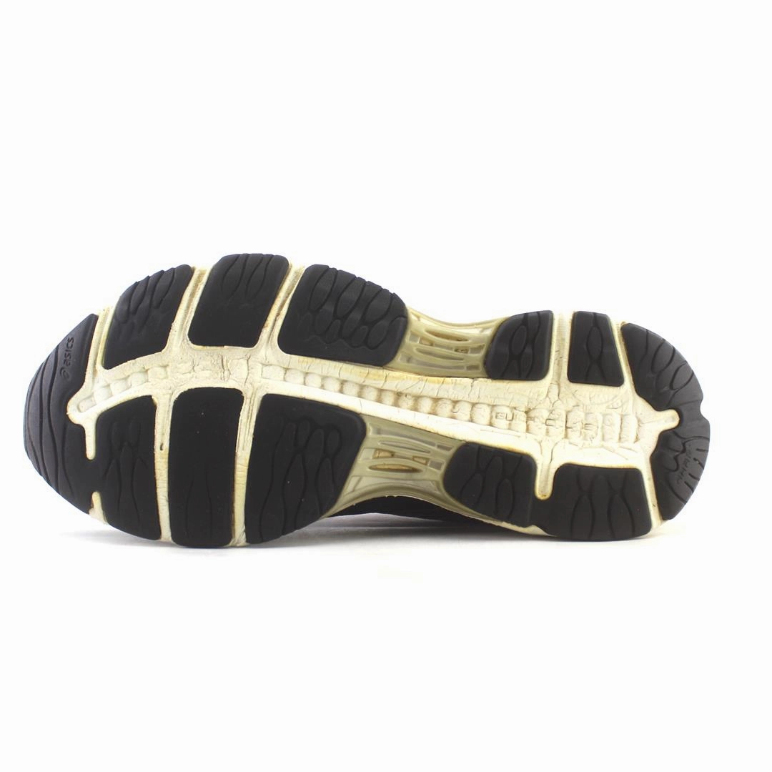 ASICS GEL CUMULUS 19 sporty Asics footwear images