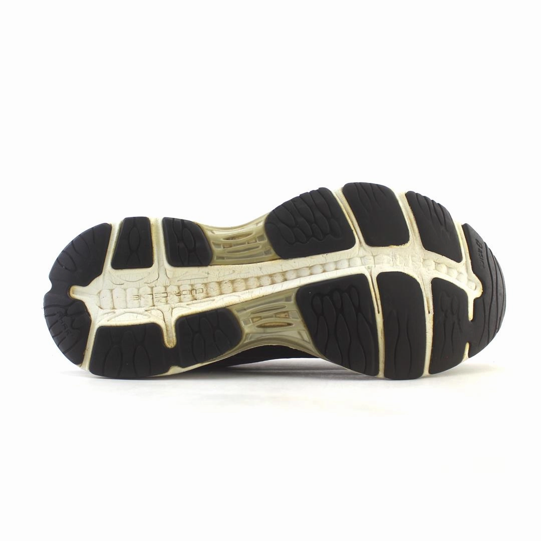 ASICS GEL CUMULUS 19 sporty Asics footwear images