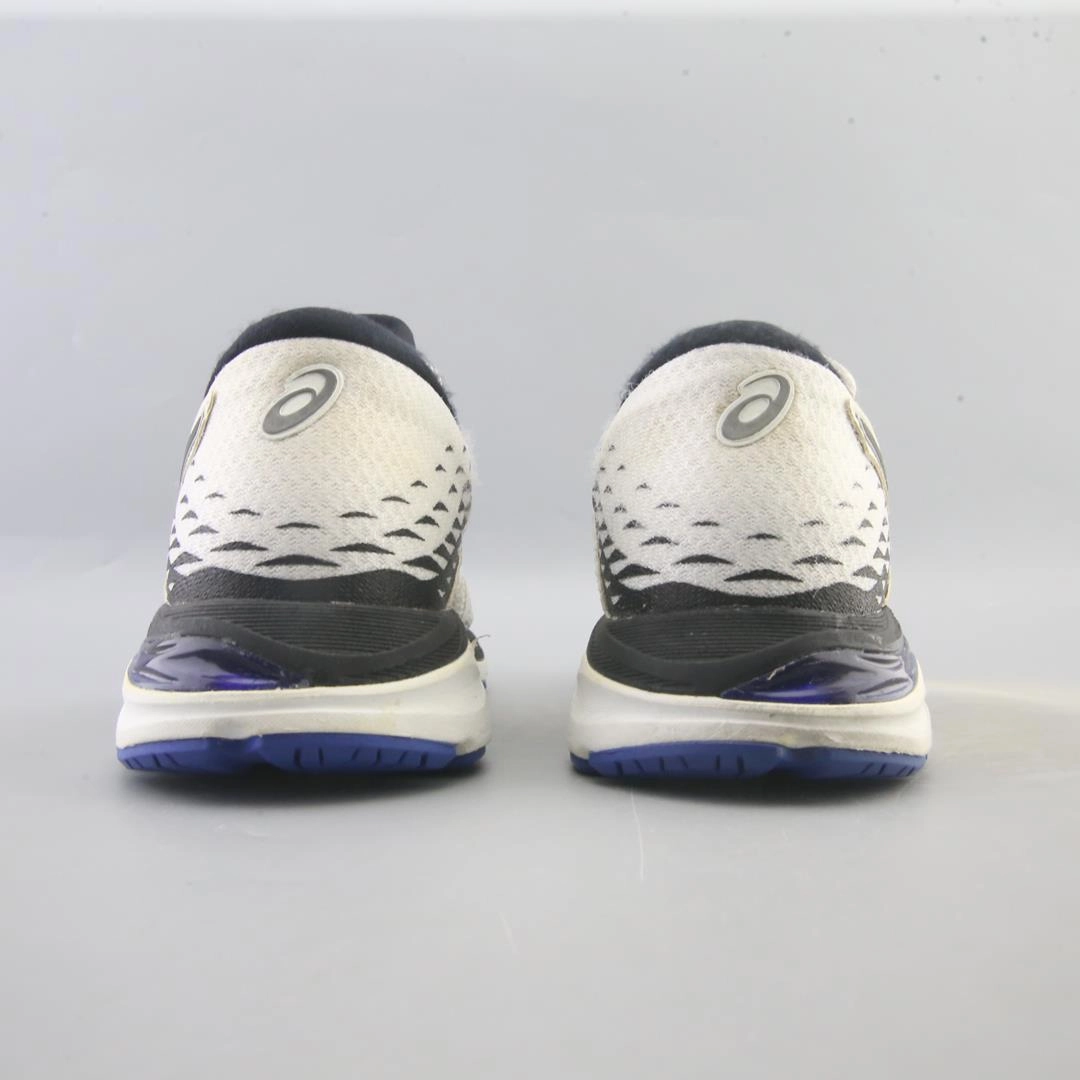 ASICS GEL-CUMULUS 19 trainer shoe design snapshots