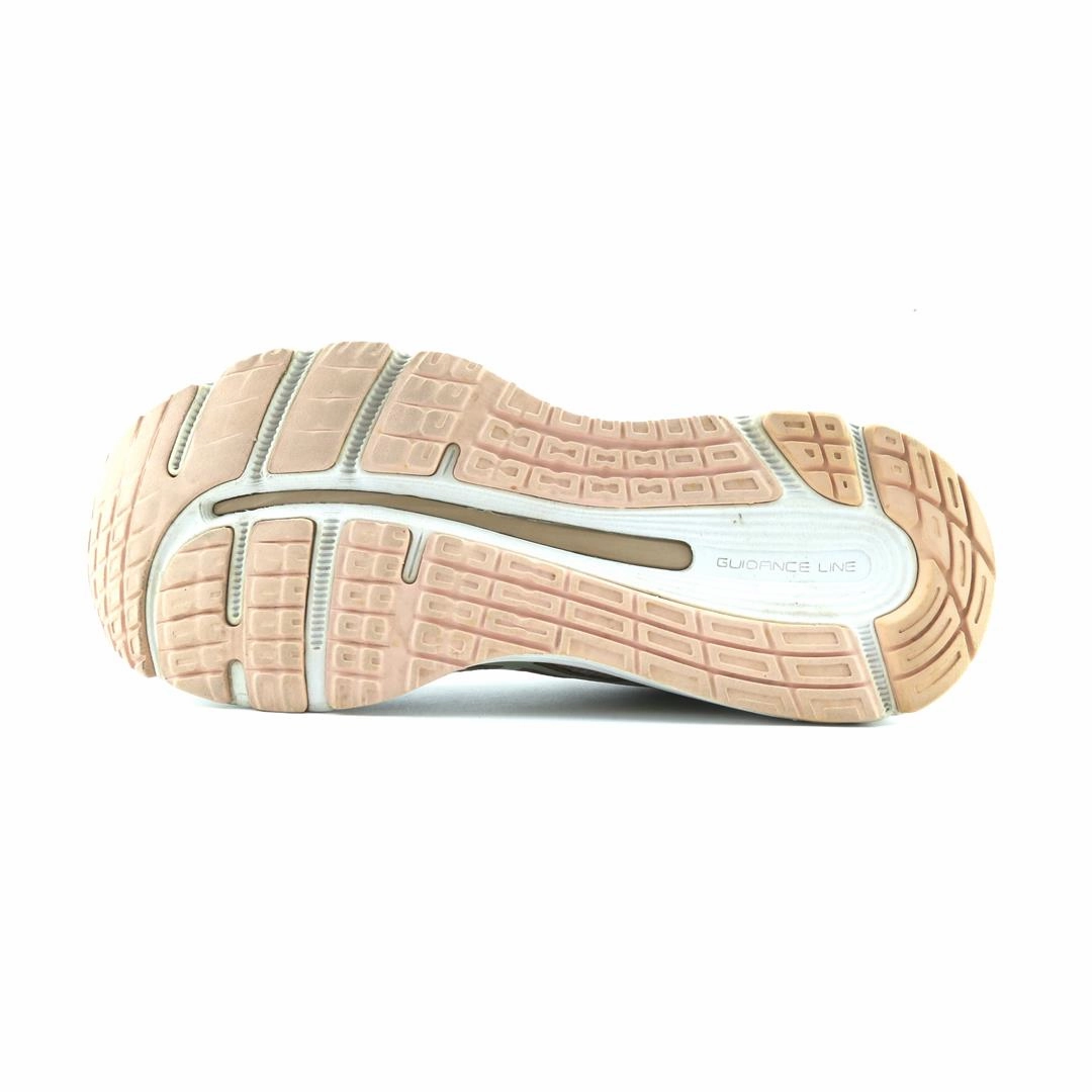 ASICS GEL CUMULUS 21 lightweight athletic shoe visuals