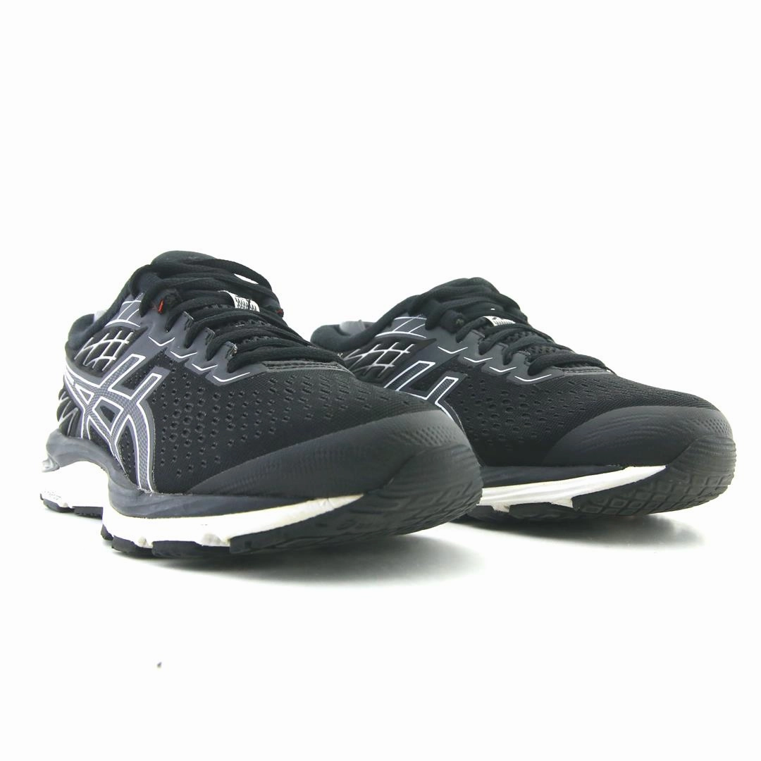 ASICS GEL CUMULUS 21 lightweight athletic shoe visuals