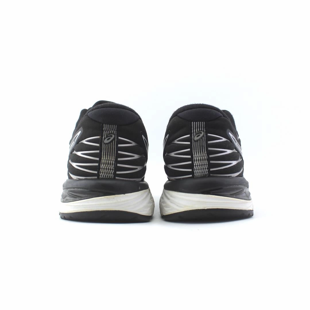 ASICS GEL-CUMULUS 21 sporty Asics footwear images