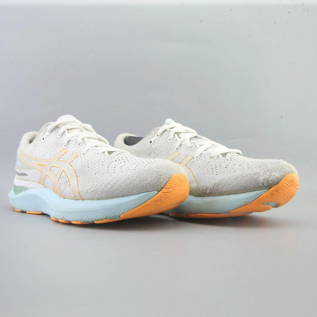 ASICS GEL-CUMULUS 21 sporty Asics footwear images