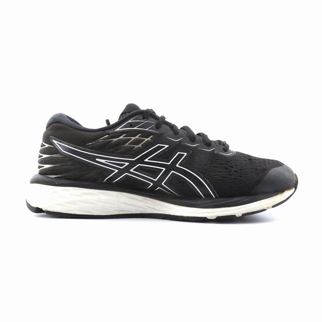 ASICS GEL CUMULUS 21 sporty Asics footwear images