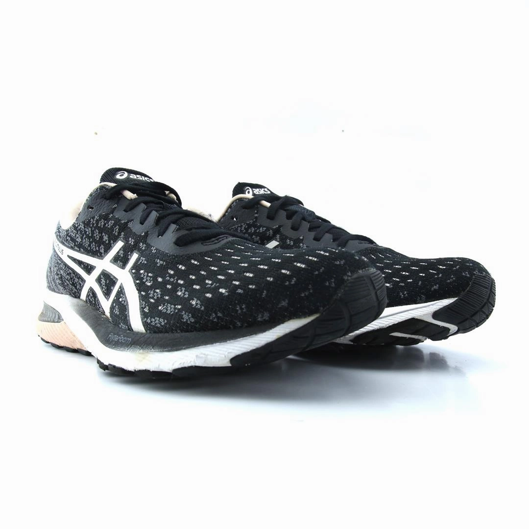 ASICS GEL CUMULUS 22 trainer shoe design snapshots