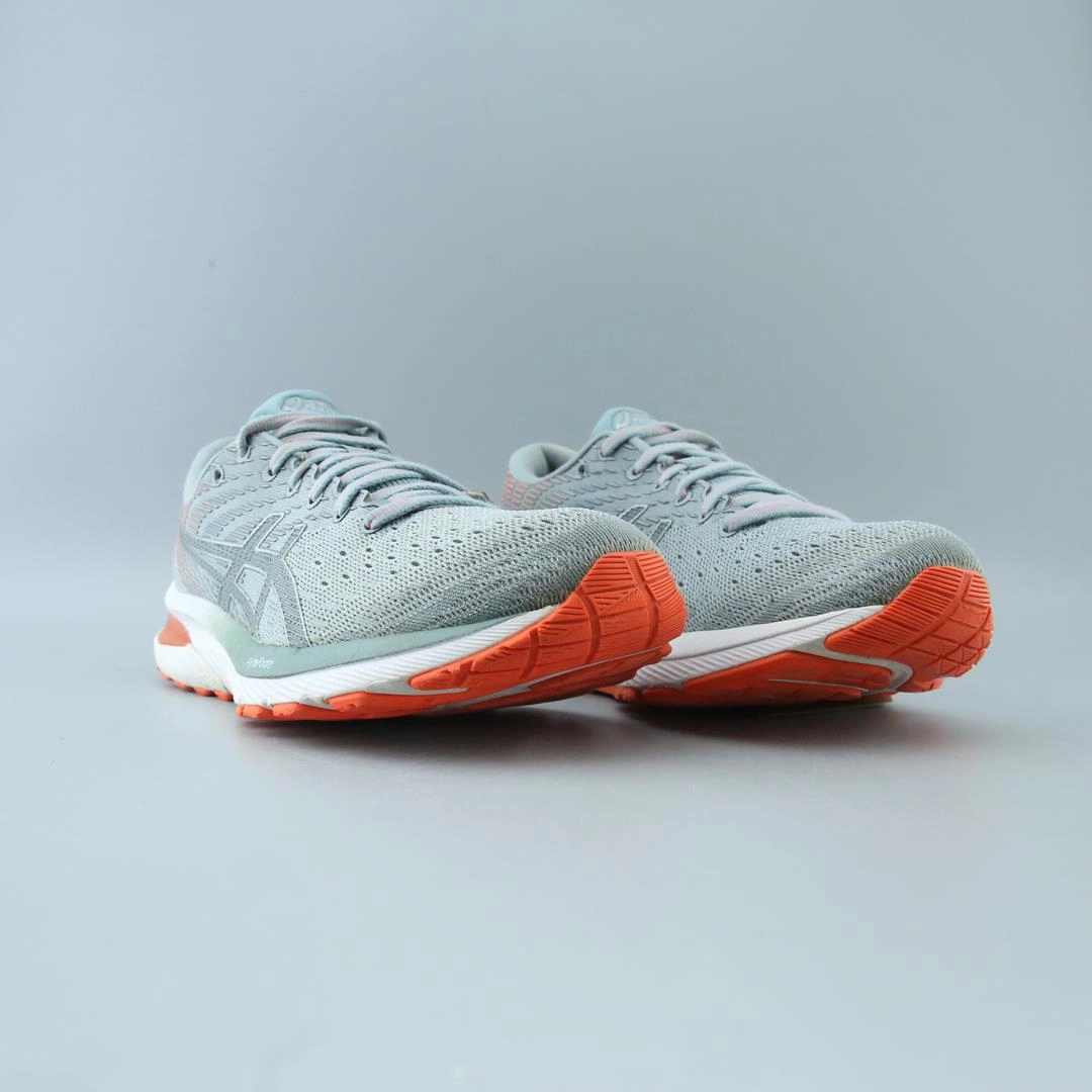 ASICS GEL-CUMULUS 22 trainer shoe design snapshots