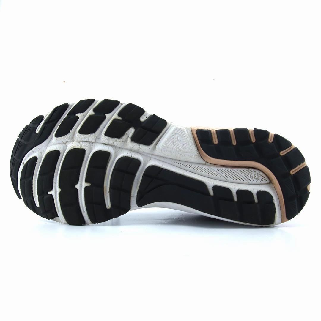 ASICS GEL CUMULUS 22 trainer shoe design snapshots