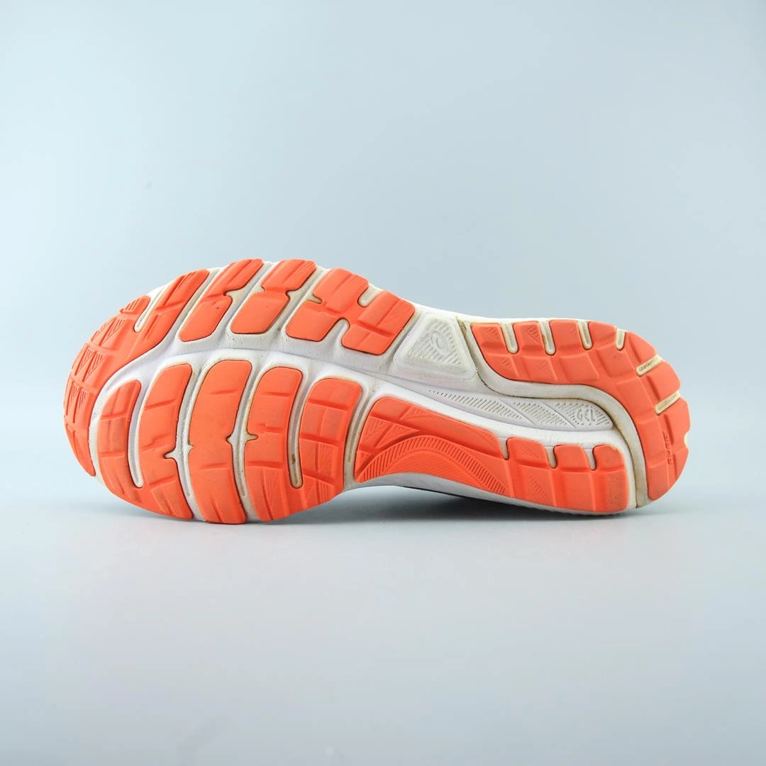 ASICS GEL-CUMULUS 22 trainer shoe design snapshots
