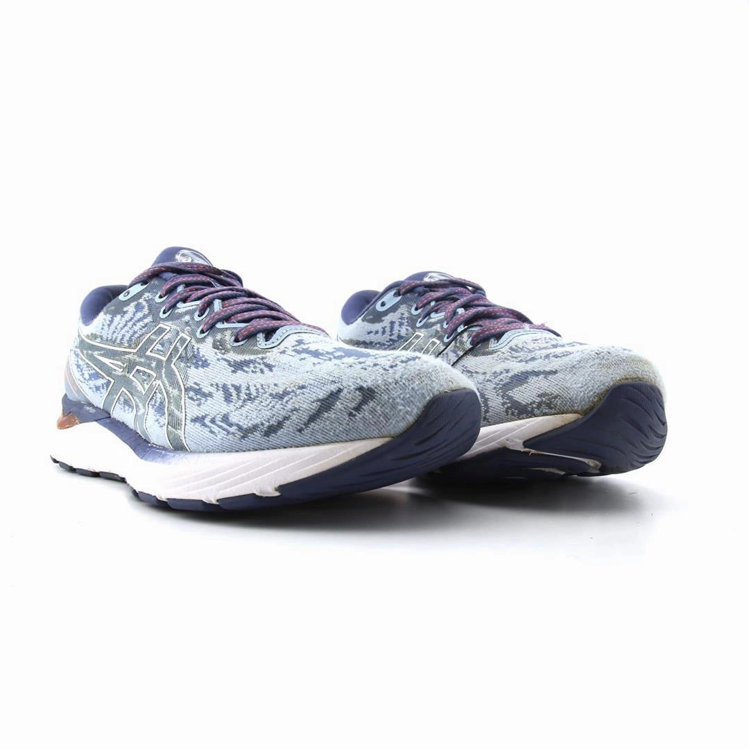 ASICS GEL-CUMULUS 23 lightweight athletic shoe visuals