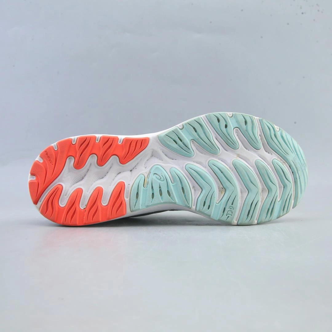 ASICS GEL-CUMULUS 23 lightweight athletic shoe visuals