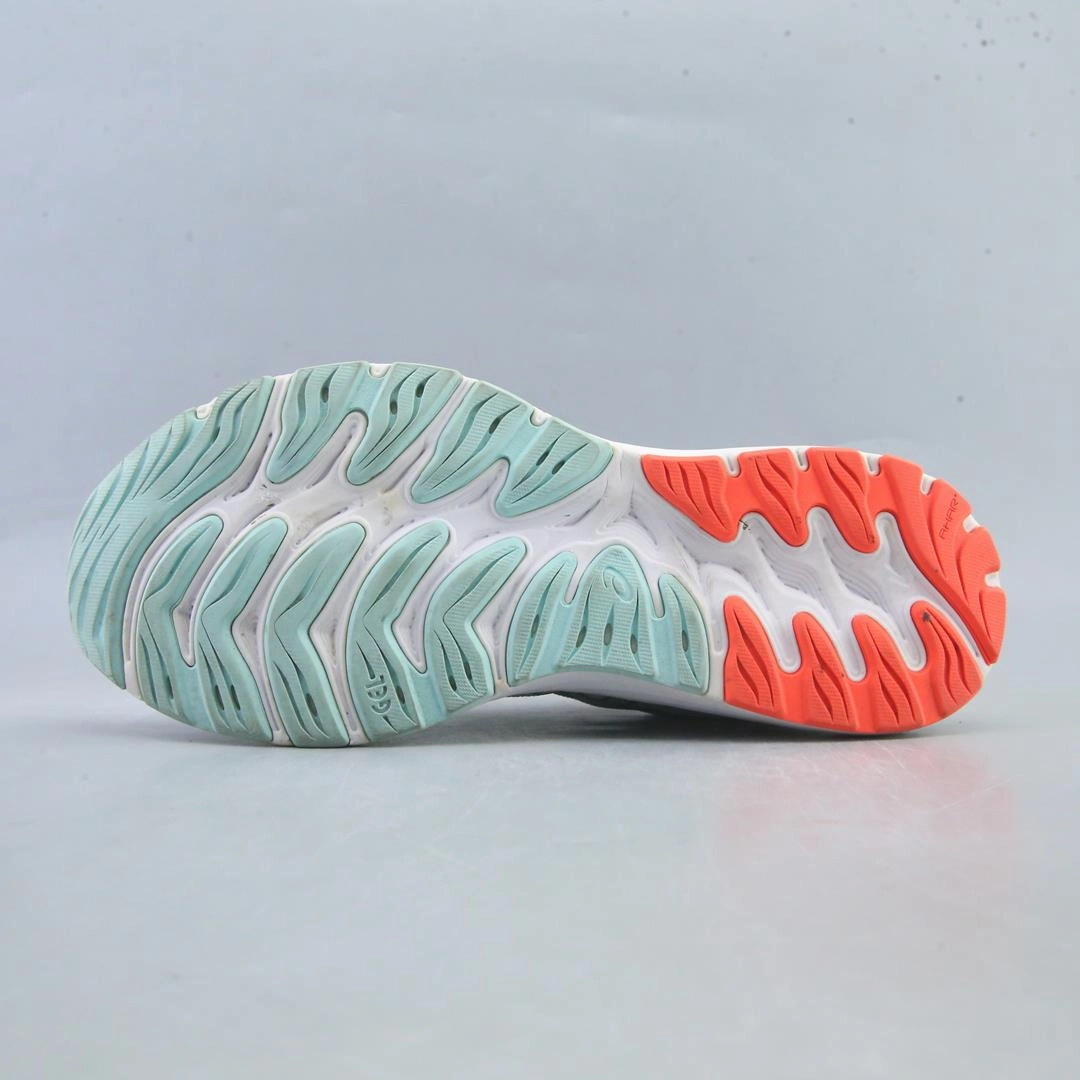 ASICS GEL-CUMULUS 23 lightweight athletic shoe visuals