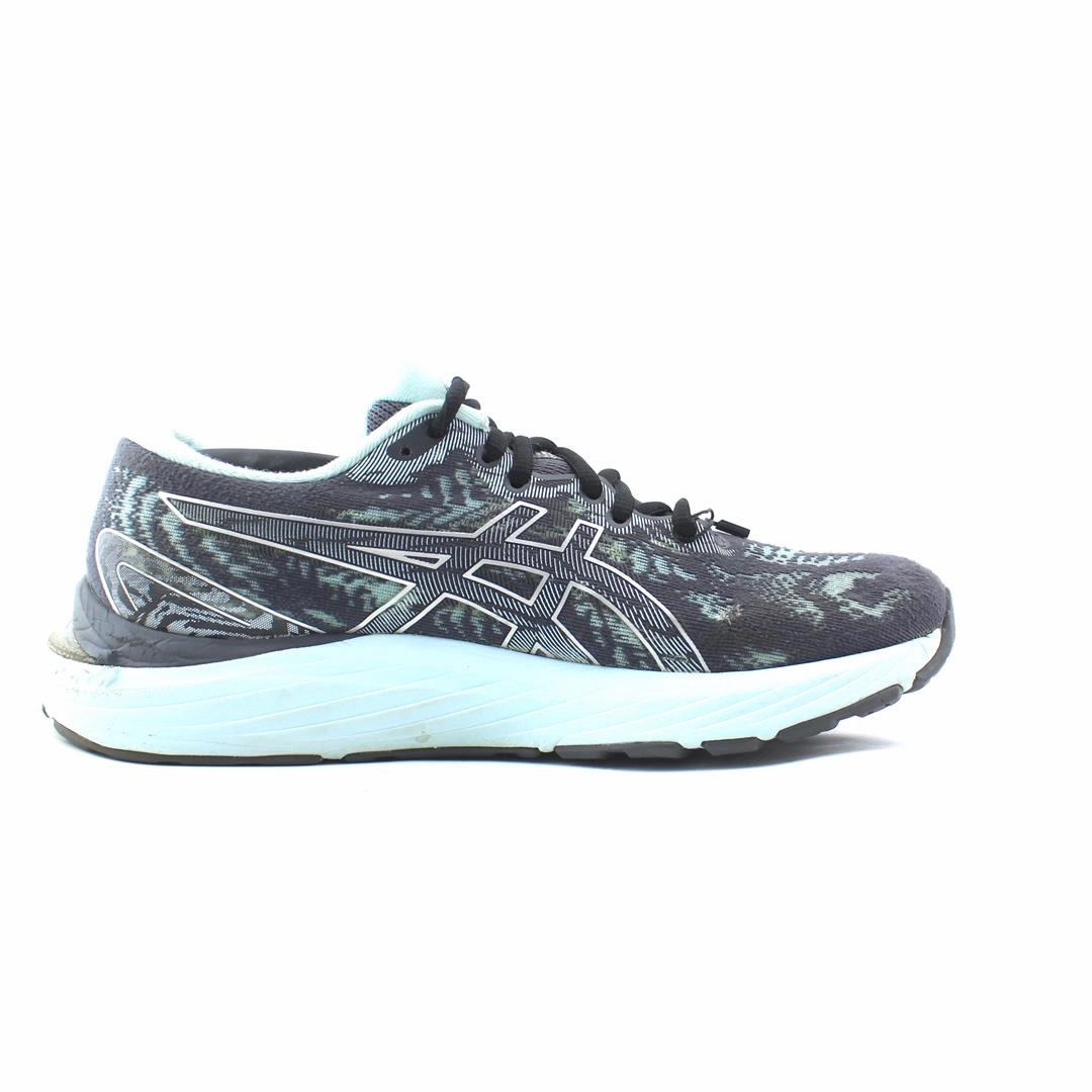 ASICS GEL CUMULUS 23 performance running shoe photos