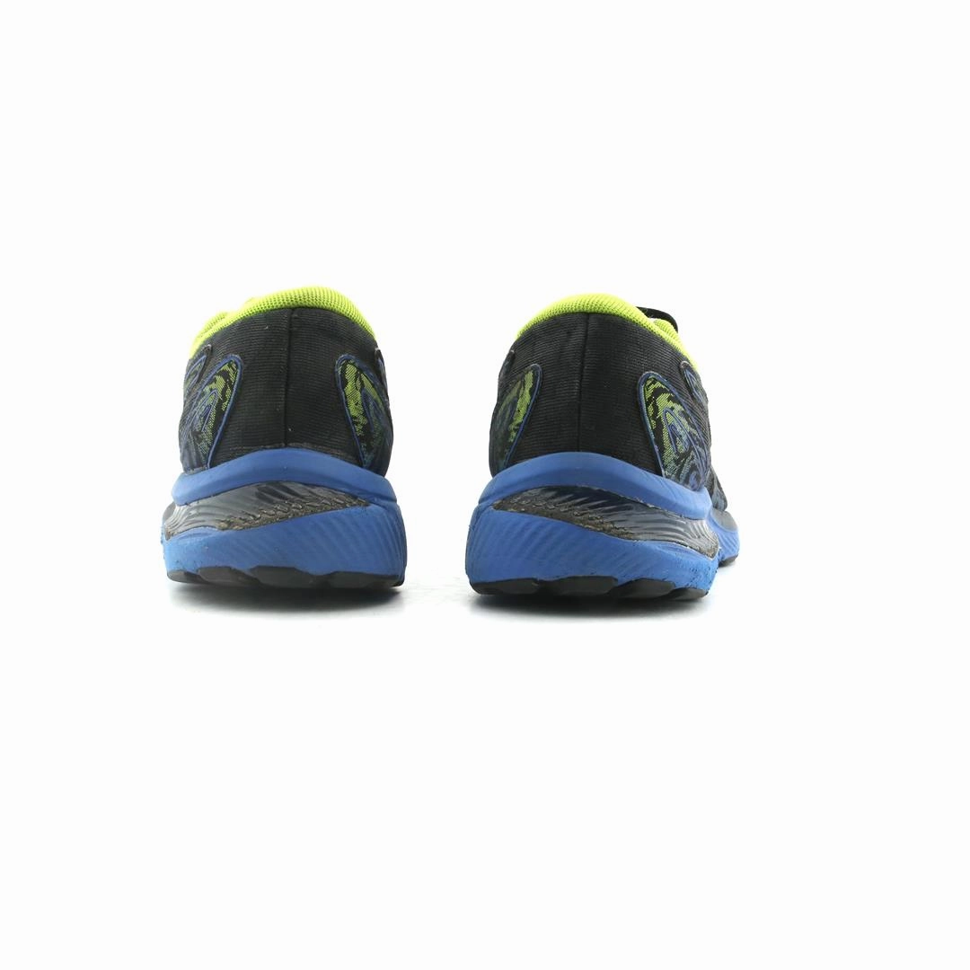 ASICS GEL-CUMULUS 23 sporty Asics footwear images