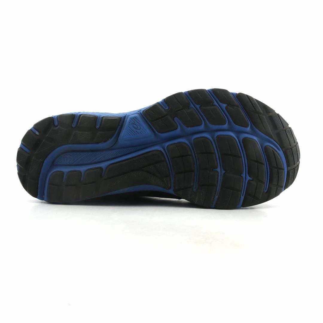 ASICS GEL-CUMULUS 23 sporty Asics footwear images