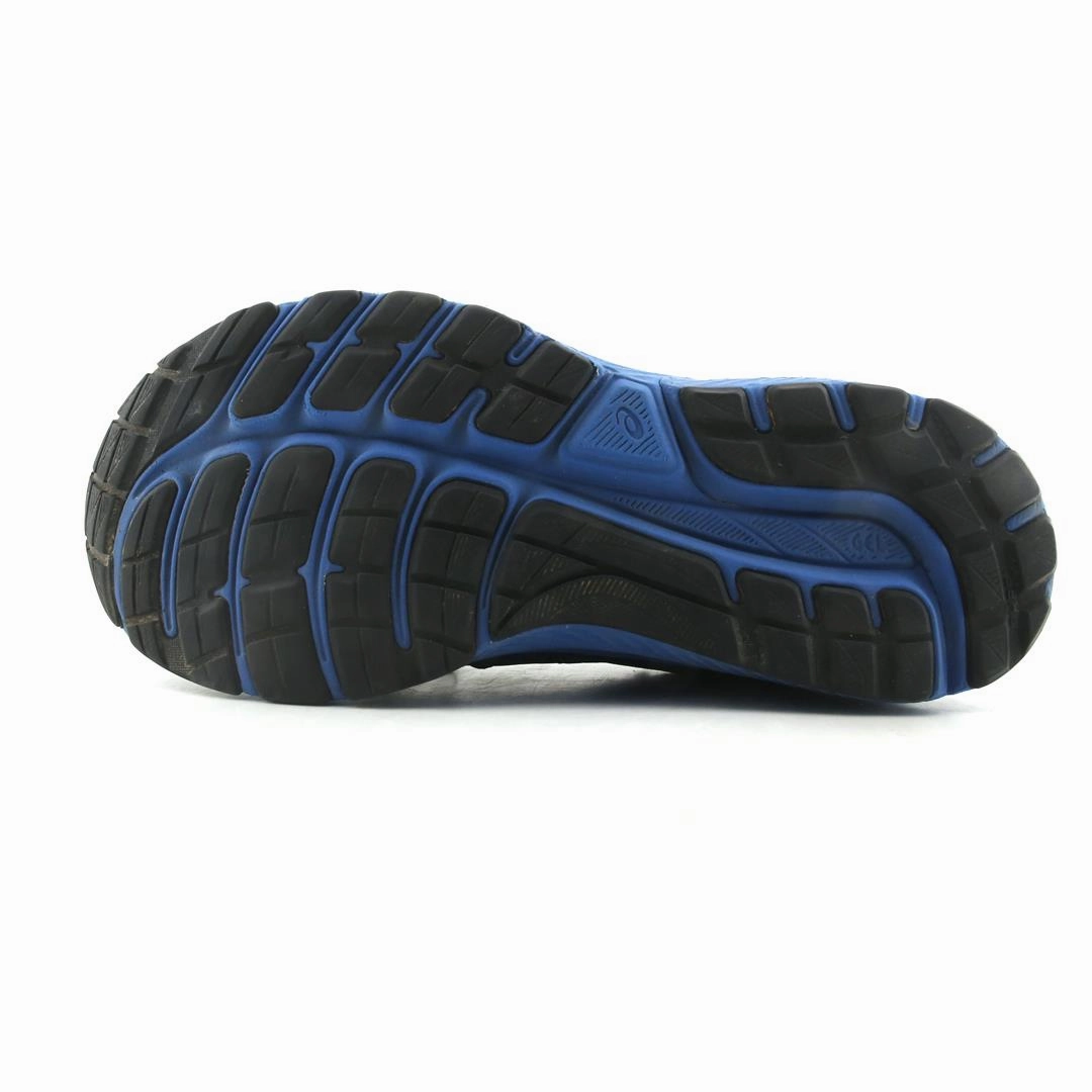 ASICS GEL-CUMULUS 23 sporty Asics footwear images