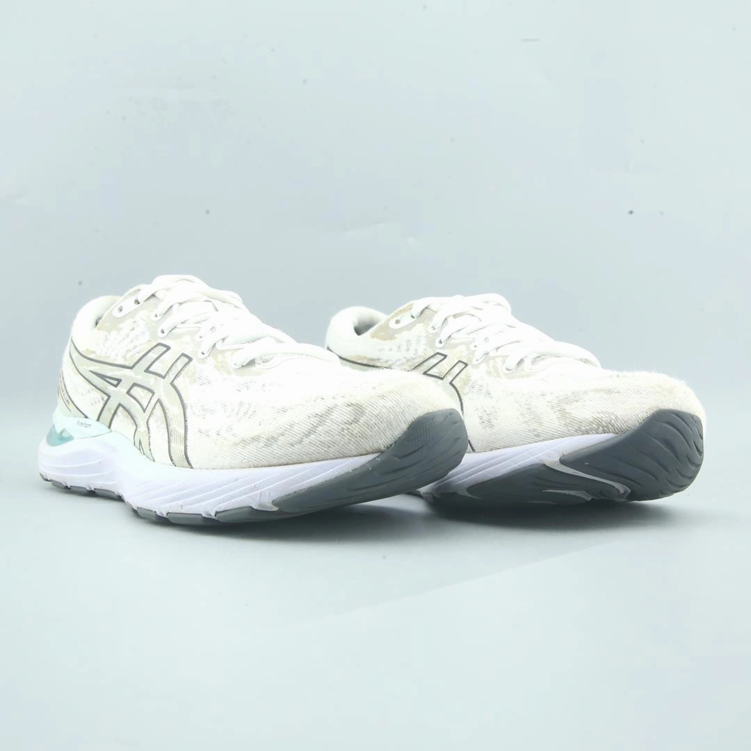ASICS GEL-CUMULUS 23 trainer shoe design snapshots