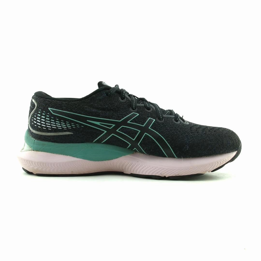 ASICS GEL-CUMULUS 24 sporty Asics footwear images