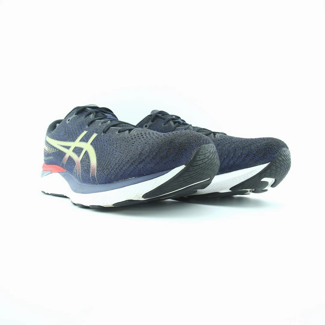 ASICS GEL CUMULUS 24 trainer shoe design snapshots