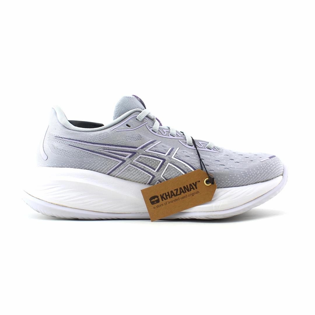 ASICS GEL-CUMULUS 26 lightweight athletic shoe visuals