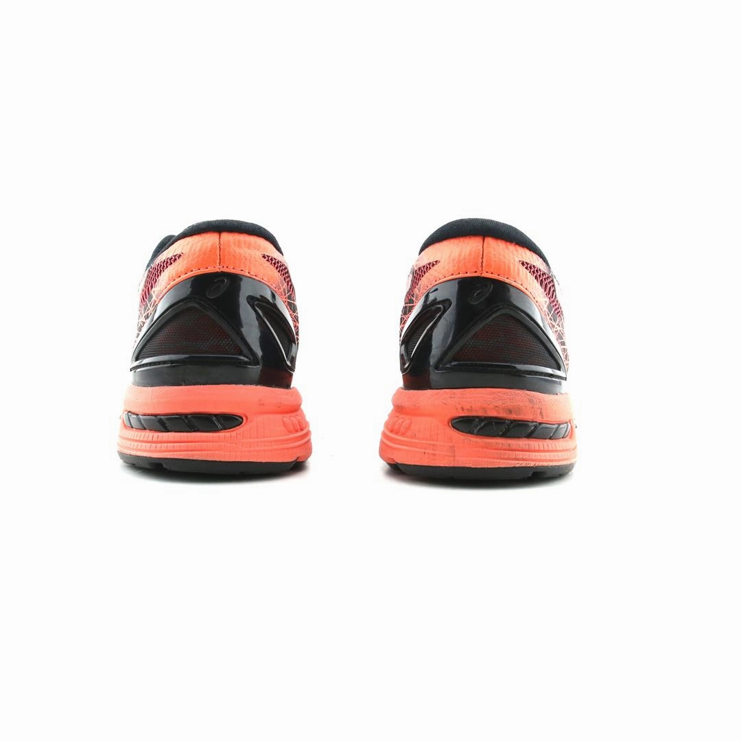 ASICS GEL-DS TRAINER 21 sporty Asics footwear images