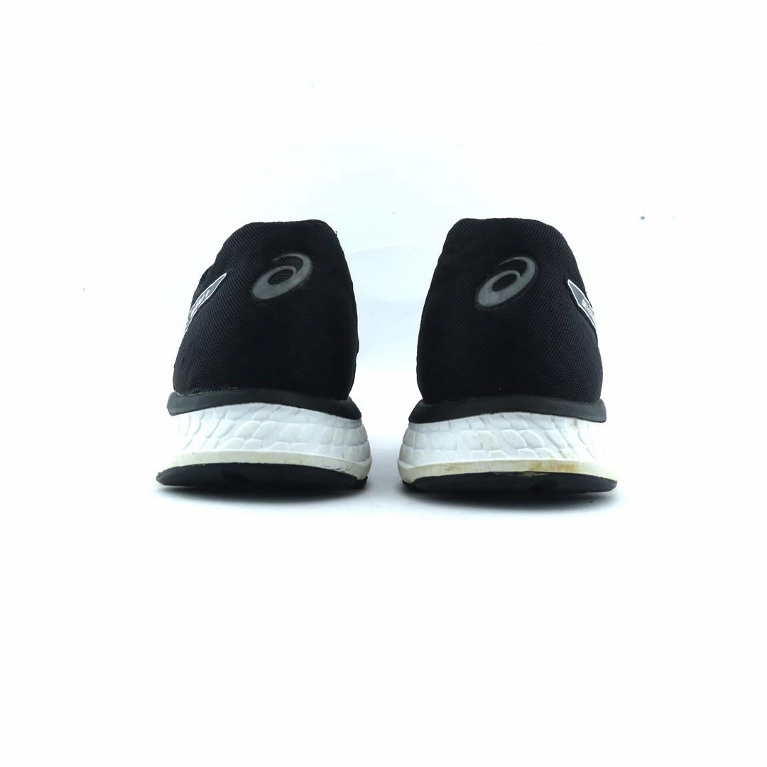 ASICS GEL EXCITE 4 lightweight athletic shoe visuals