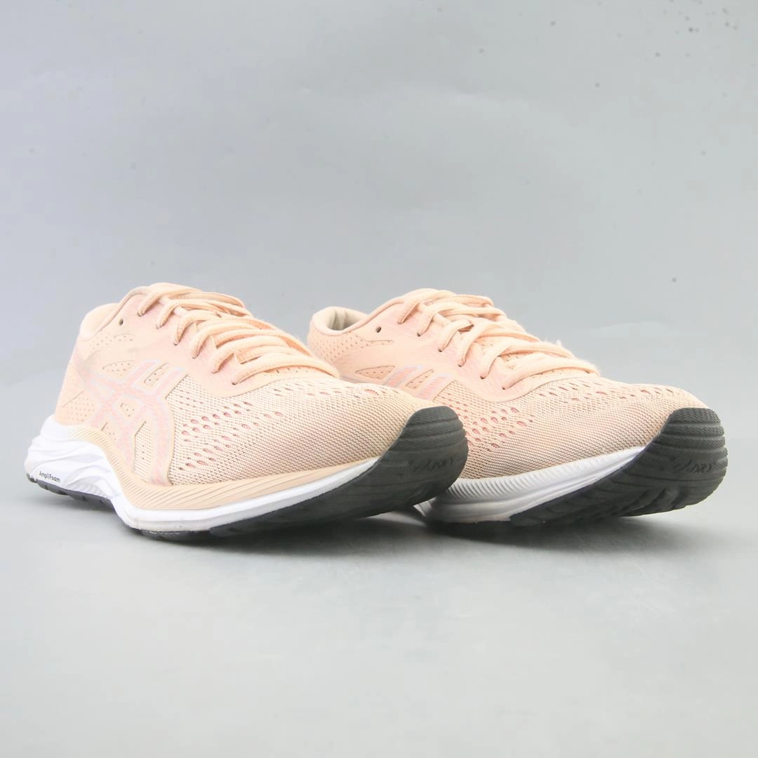ASICS GEL EXCITE 6 lightweight athletic shoe visuals