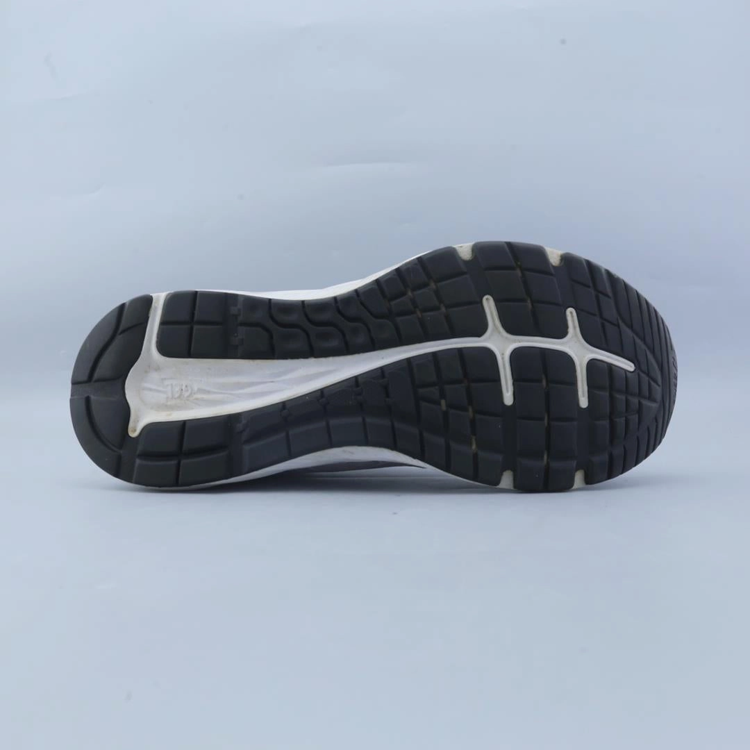 ASICS GEL-EXCITE 7 trainer shoe design snapshots