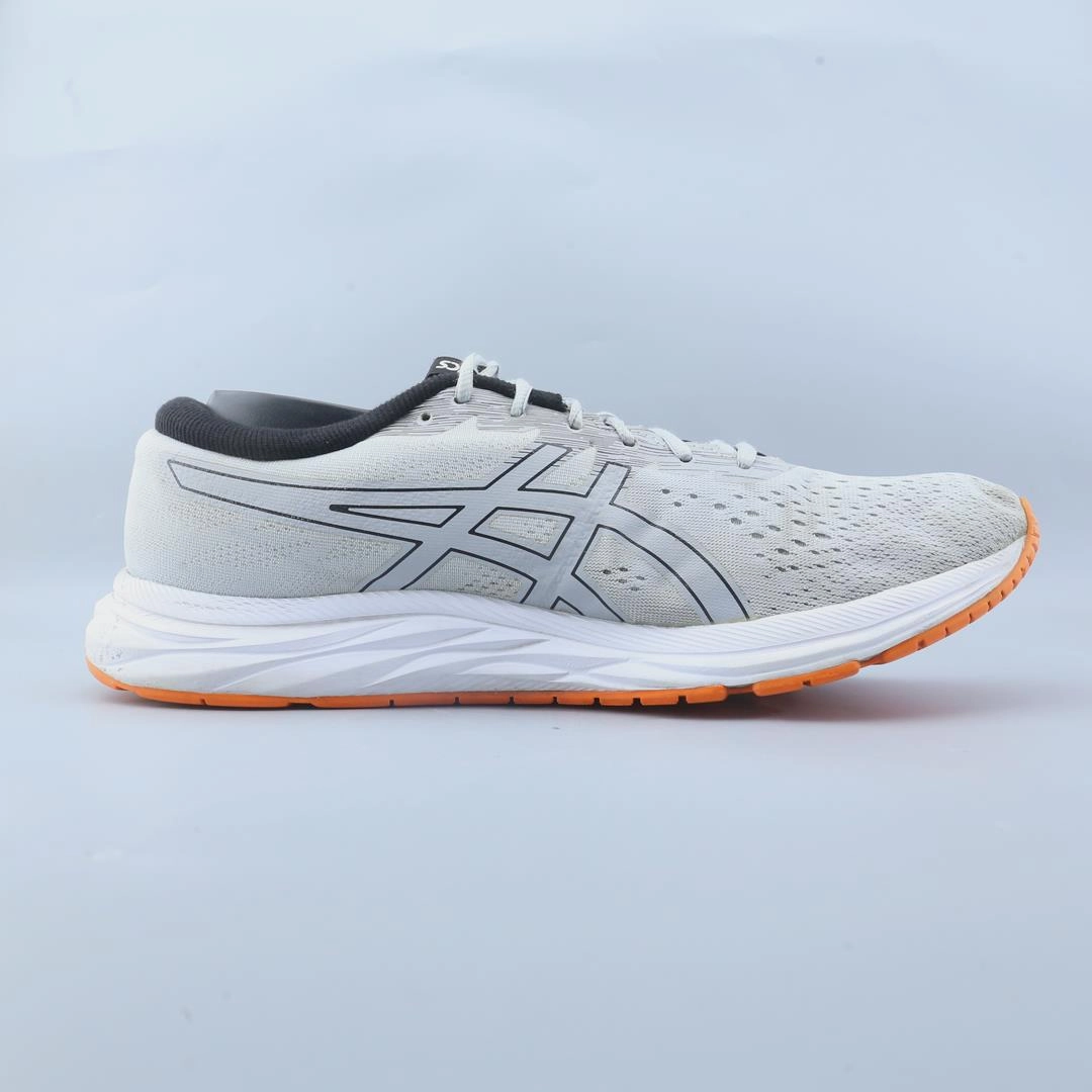 ASICS GEL-EXCITE 7 trainer shoe design snapshots