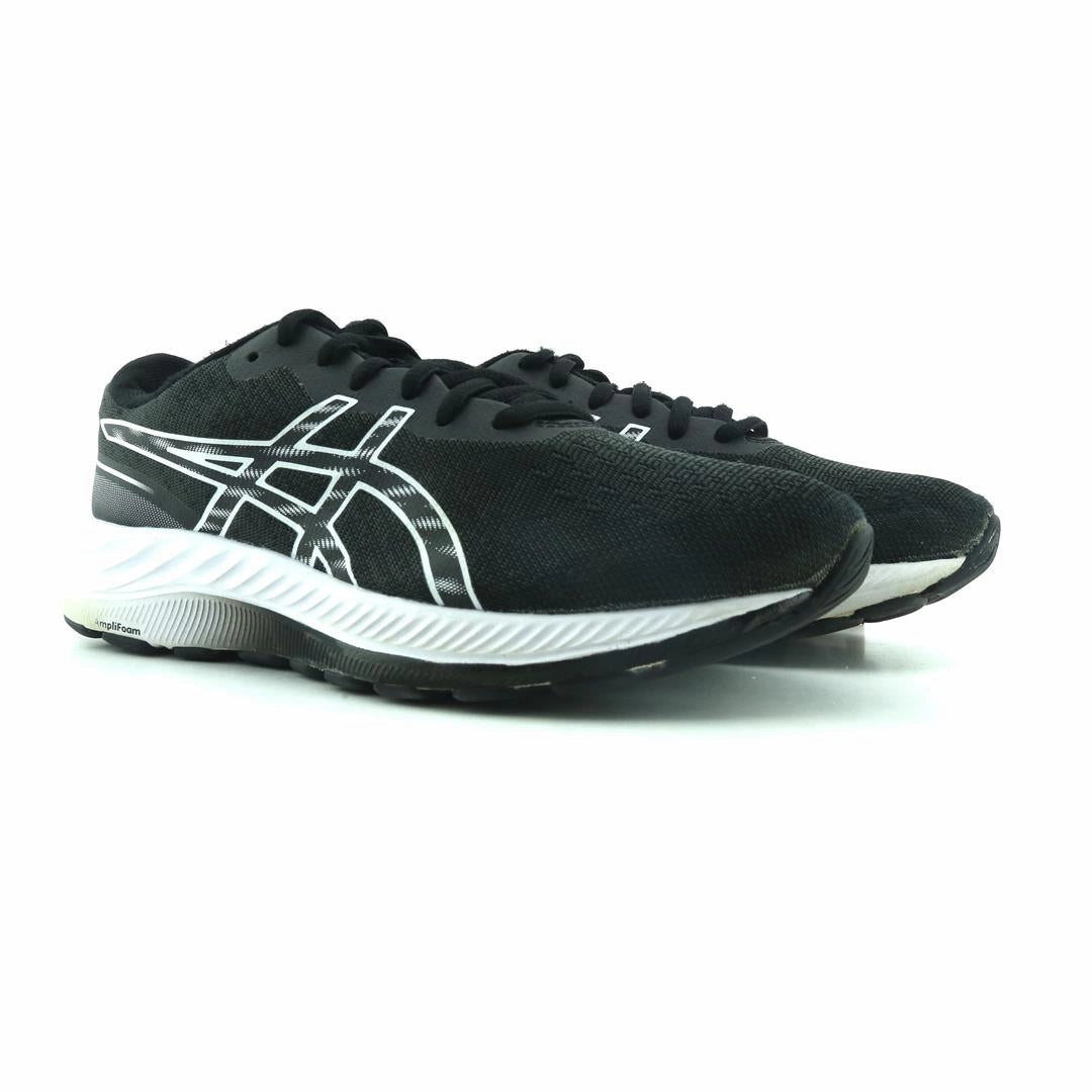 ASICS GEL-EXCITE 9 lightweight athletic shoe visuals