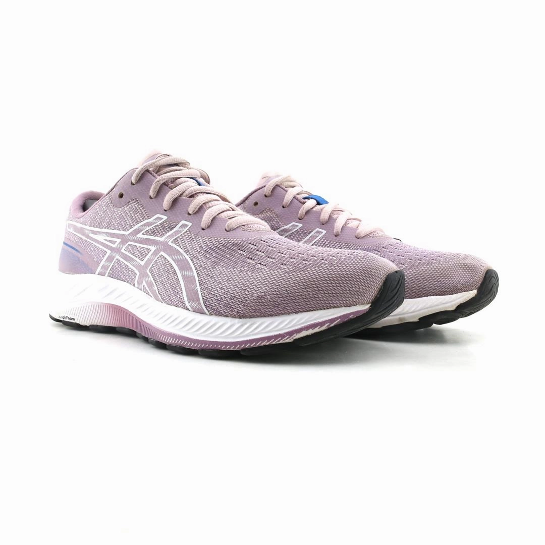 ASICS GEL-EXCITE 9 lightweight athletic shoe visuals